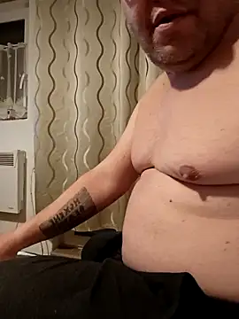 narrowboy online show from November 1, 2025, 4:23 pm