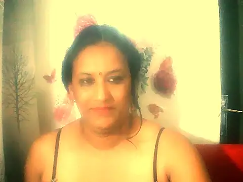 Snapshot of Indiansexyboobs18 chatting on October 30, 2025, 8:23 am Indiansexyboobs18 online show from October 30, 2025, 8:23 am