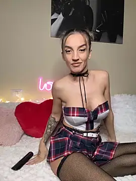 adelabby9 online show from September 22, 2025, 6:36 pm