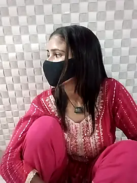 Snapshot of Arti_ chatting on October 7, 2025, 4:52 pm Arti online show from October 7, 2025, 4:52 pm