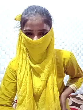 Snapshot of Arti_ chatting on September 14, 2025, 10:04 am Arti online show from September 14, 2025, 10:04 am