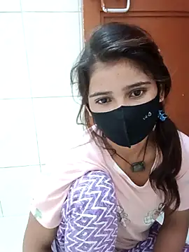 Snapshot of Arti_ chatting on September 20, 2025, 3:06 pm Arti online show from September 20, 2025, 3:06 pm