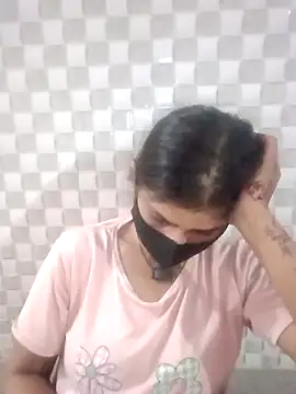 Snapshot of Arti_ chatting on October 2, 2025, 5:44 am Arti online show from October 2, 2025, 5:44 am