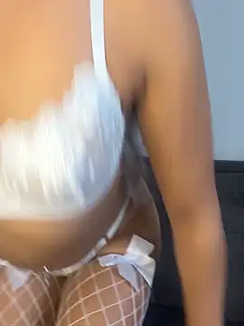 Mia spicyy online show from November 30, 2025, 9:43 am