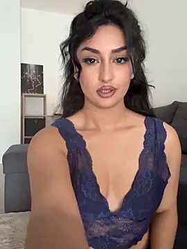 Mia spicyy online show from June 12, 2026, 8:34 am