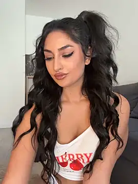 Mia spicyy online show from June 14, 2026, 8:37 am