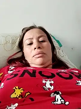 Snapshot of LaraCaliente chatting on February 14, 2026, 7:14 pm LaraCaliente online show from February 14, 2026, 7:14 pm