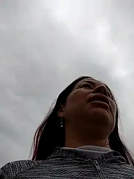 Snapshot of LaraCaliente chatting on February 13, 2026, 1:00 pm LaraCaliente online show from February 13, 2026, 1:00 pm