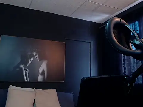 Snapshot of RichardMilleer chatting on November 20, 2025, 2:07 pm RichardMilleer online show from November 20, 2025, 2:07 pm