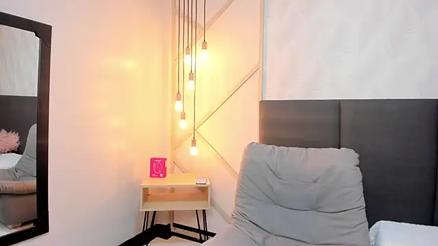 Snapshot of VivianSantana1 chatting on October 31, 2025, 12:46 pm VivianSantana1 online show from October 31, 2025, 12:46 pm