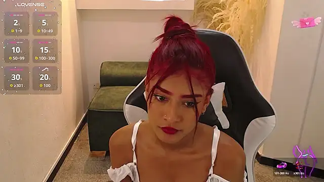 Snapshot of Anastasia_DeVine chatting on November 29, 2025, 1:00 pm Anastasia DeVine online show from November 29, 2025, 1:00 pm