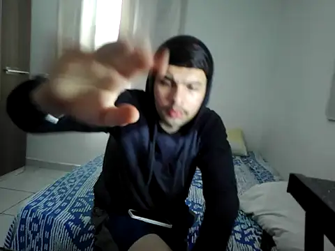 becmz online show from November 14, 2025, 11:03 am