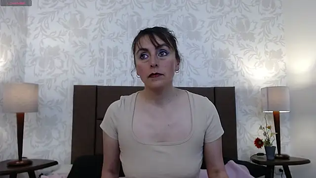 Ava Raye online show from December 15, 2025, 6:58 pm