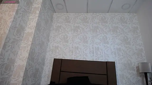 Snapshot of Ava_Raye chatting on May 21, 2026, 6:49 pm Ava Raye online show from May 21, 2026, 6:49 pm