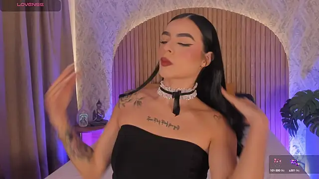 Sophiie Belle online show from October 9, 2025, 1:55 pm