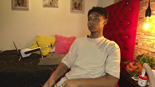 CoffeNaughty nom online show from October 22, 2025, 4:34 am