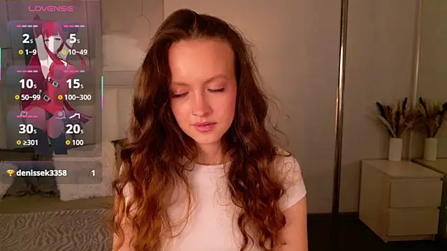 SallyPinkman online show from October 28, 2025, 2:27 pm