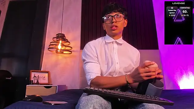 Jaycob Black1 online show from November 8, 2025, 12:31 pm