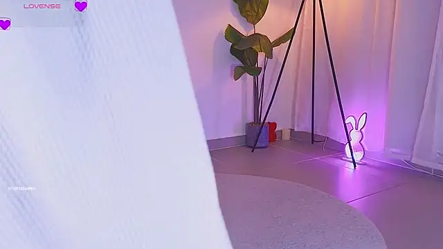 violetssweet online show from January 13, 2026, 12:58 am