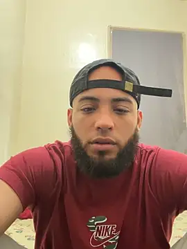 LeoPR00 online show from October 13, 2025, 2:29 pm