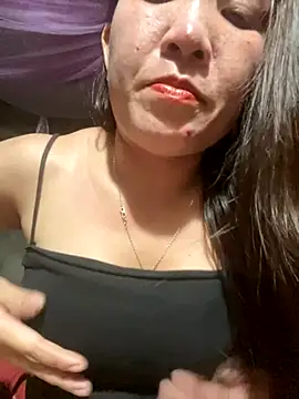 Luna-ass online show from October 11, 2025, 3:24 pm