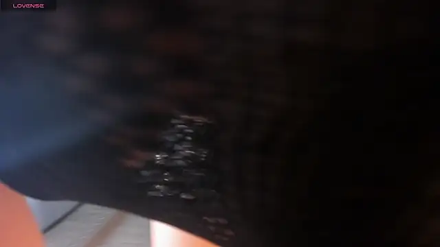 Kendall Evanss online show from December 15, 2025, 3:56 am