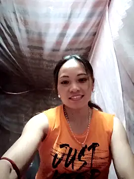 Snapshot of Minh_xx chatting on October 8, 2025, 12:50 pm Minh xx online show from October 8, 2025, 12:50 pm