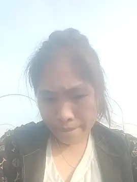 Snapshot of Luyen004 chatting on November 30, 2025, 1:17 am Luyen004 online show from November 30, 2025, 1:17 am