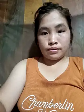 Luyen004 online show from April 3, 2026, 12:44 pm