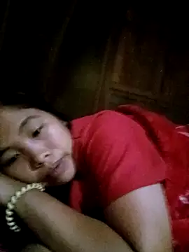 Luyen004 online show from April 18, 2026, 1:24 pm