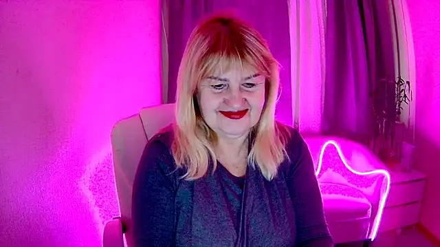 EmmaEllison online show from November 20, 2025, 6:47 am