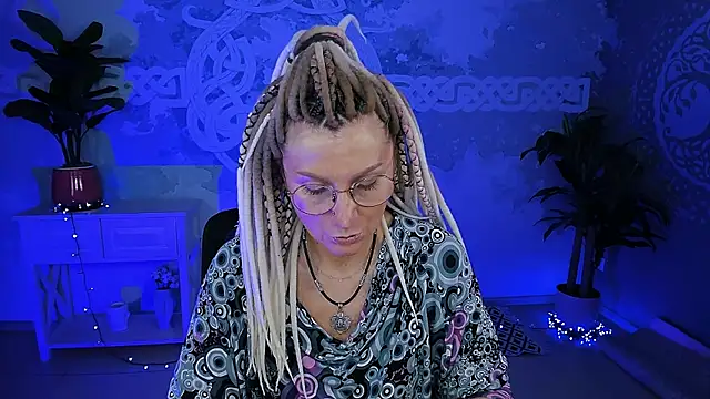 UmaSpace online show from April 18, 2026, 5:21 am