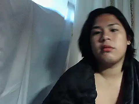 Snapshot of Huntrix2025 chatting on February 3, 2026, 10:37 pm Huntrix2025 online show from February 3, 2026, 10:37 pm