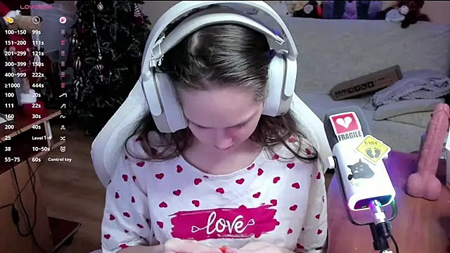 Snapshot of SharybbFace chatting on January 17, 2026, 3:59 pm SharybbFace online show from January 17, 2026, 3:59 pm