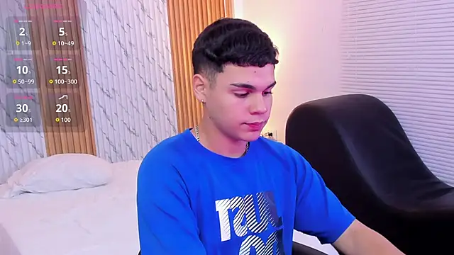 james jonnes online show from October 25, 2025, 7:47 pm