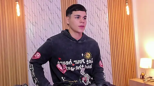 james jonnes online show from November 22, 2025, 7:57 pm