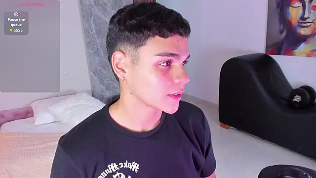 james jonnes online show from September 20, 2025, 8:25 pm