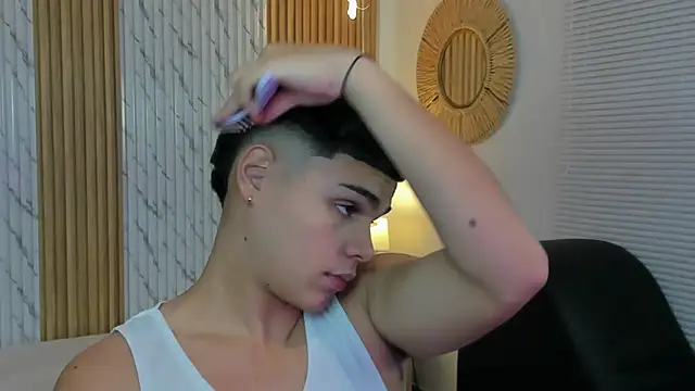 james jonnes online show from October 16, 2025, 7:11 pm