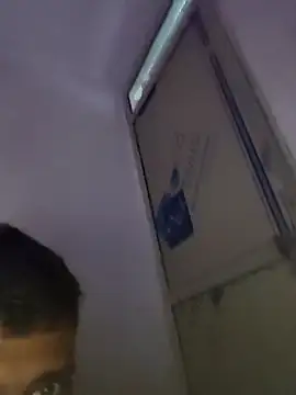 Snapshot of surendersingh123boy chatting on October 17, 2025, 1:20 am surendersingh123boy online show from October 17, 2025, 1:20 am