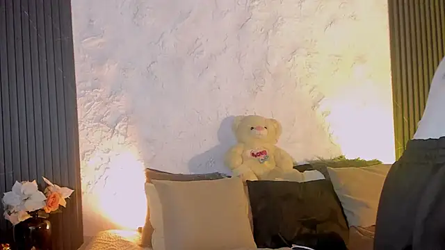 Snapshot of joselin_rouse chatting on October 21, 2025, 12:04 pm joselin rouse online show from October 21, 2025, 12:04 pm