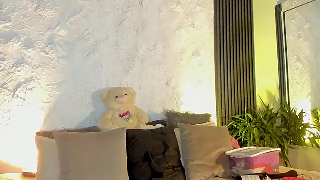 Snapshot of joselin_rouse chatting on November 15, 2025, 12:20 pm joselin rouse online show from November 15, 2025, 12:20 pm