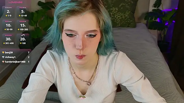 MorgyAsuna  online show from October 10, 2025, 8:42 pm