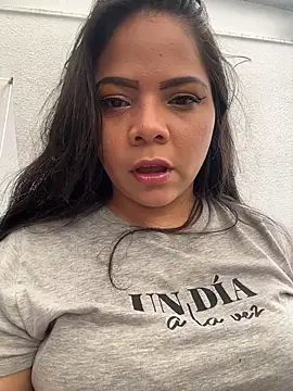 Snapshot of ROUSE_SINCLAIR chatting on February 17, 2026, 7:00 pm ROUSE SINCLAIR online show from February 17, 2026, 7:00 pm