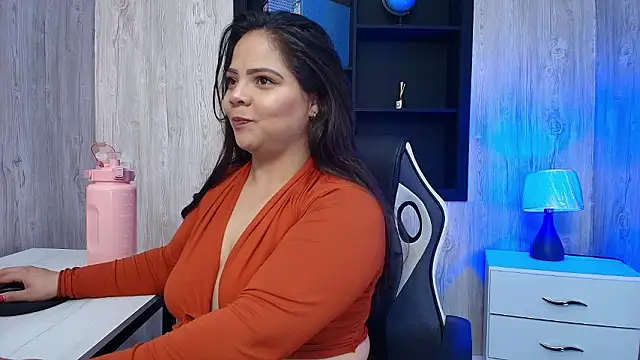 Snapshot of ROUSE_SINCLAIR chatting on February 2, 2026, 8:08 pm ROUSE SINCLAIR online show from February 2, 2026, 8:08 pm