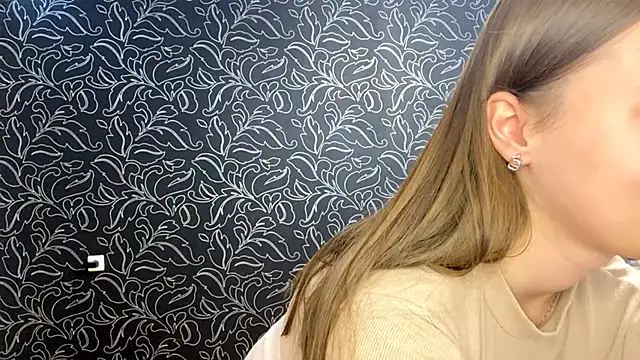 GemmaGunter online show from September 26, 2025, 8:05 pm