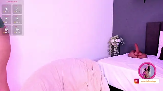 Coco-balenciaga online show from November 8, 2025, 11:47 am