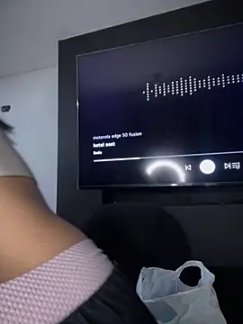 Isabella-Teen online show from October 16, 2025, 12:30 am