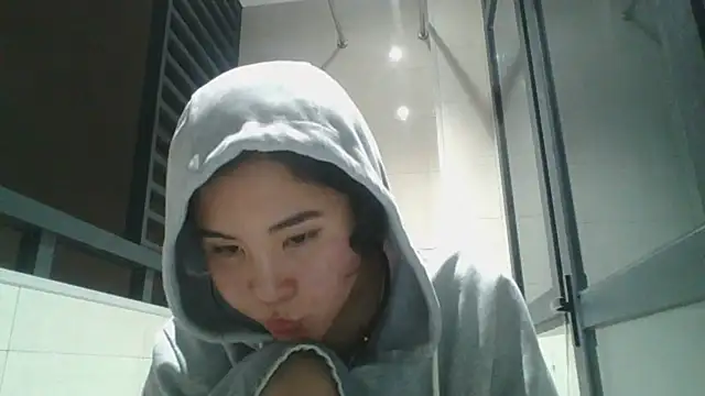 Snapshot of JennyCarpenter chatting on October 18, 2025, 11:12 am JennyCarpenter online show from October 18, 2025, 11:12 am