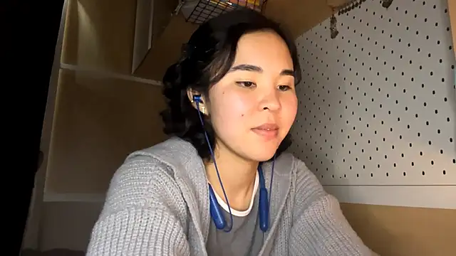 JennyCarpenter online show from March 25, 2026, 7:52 am