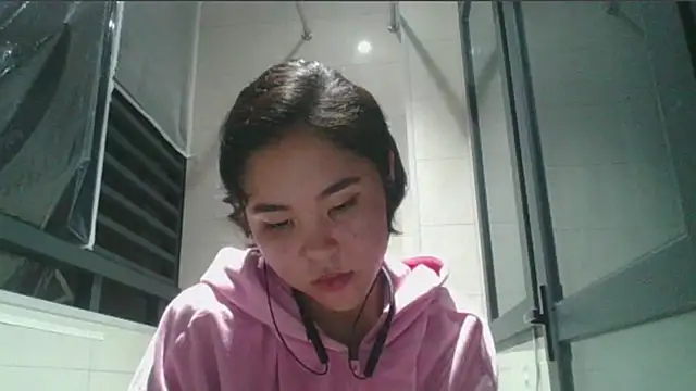 Snapshot of JennyCarpenter chatting on November 6, 2025, 11:25 am JennyCarpenter online show from November 6, 2025, 11:25 am